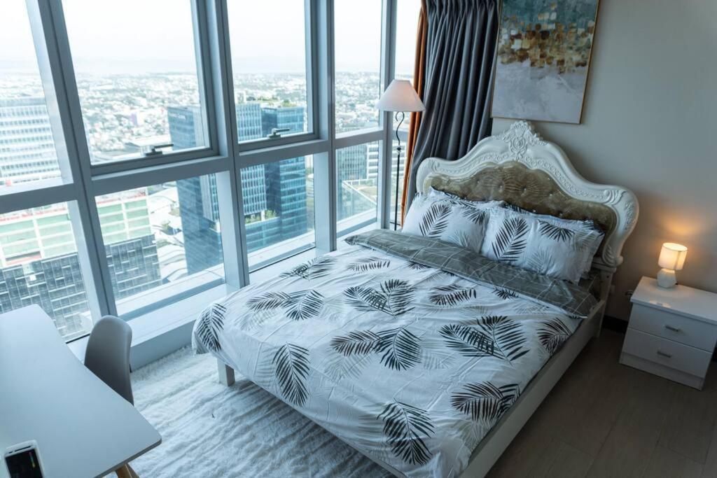 A2J Luxury 2Br Bgc Uptown Suite Near Uptown Mall Manila Exterior foto