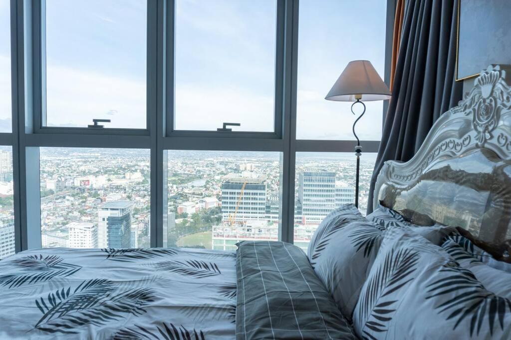 A2J Luxury 2Br Bgc Uptown Suite Near Uptown Mall Manila Exterior foto